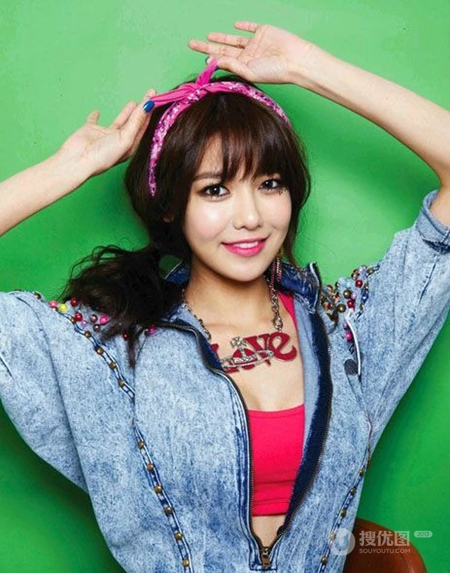 韩国组合 少女时代 最新MV《I Got a Boy》造型图组