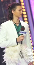 霍尊_霍尊的父亲和妈妈图片