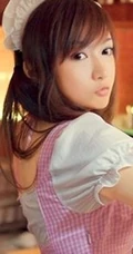 女仆装妹子图片_可爱女生女仆卖咖啡