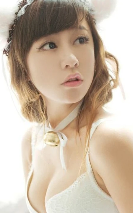 美模朵比dobby纯白色气质写真图片