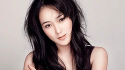 歌手龙梅子高清2250x1500壁纸图片