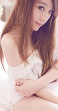 女生的紧身短裤、线条感、室内美图