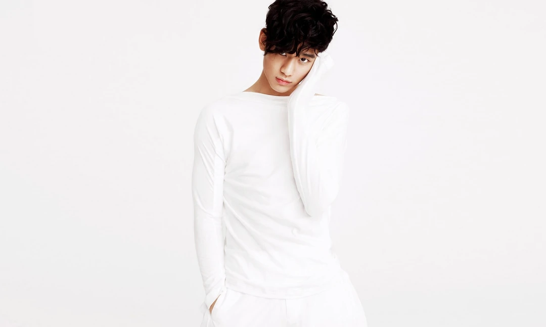 韩星金秀贤 김수현 1920x1200高清壁纸