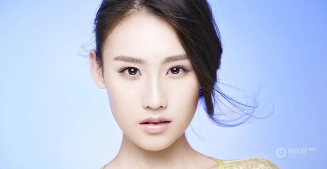 王婉中户外清新写真~清纯甜美气质动人