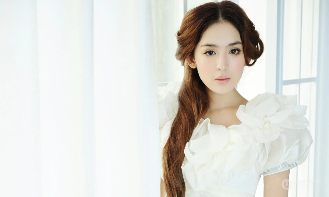 古力娜扎唯美高清1920x1200图片壁纸