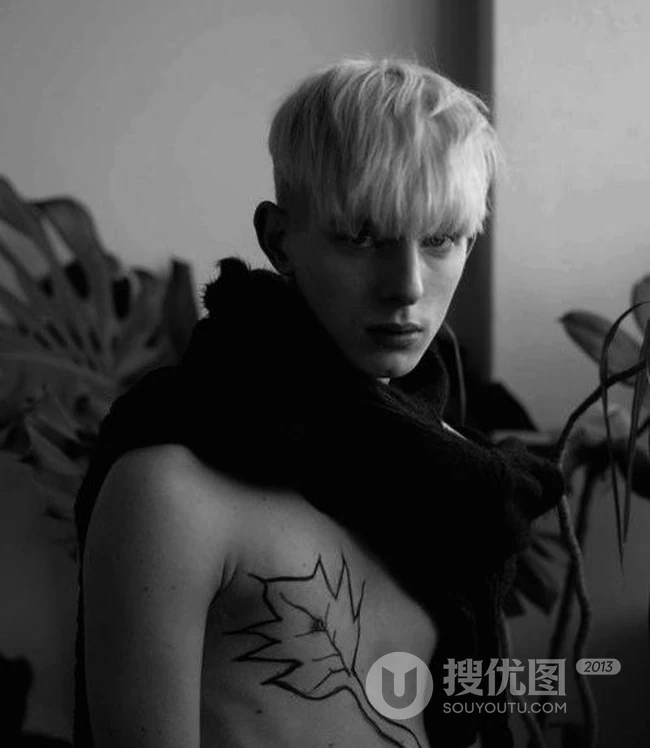 男模 Thomas黑白色阴柔之美