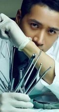 帅哥何晟铭《爱的妇产科》医师造型宣传图片