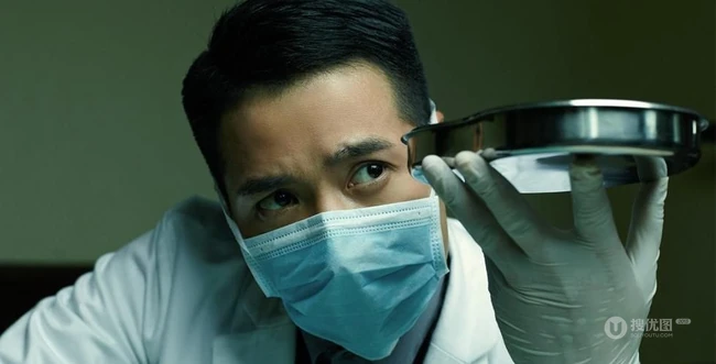 帅哥何晟铭《爱的妇产科》医师造型宣传图片