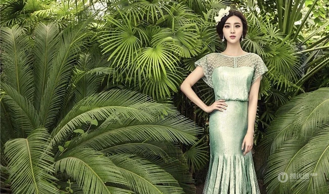 女星甘露清纯唯美主题写真