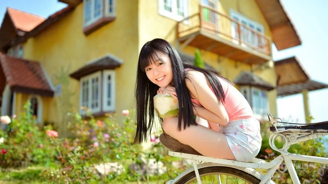 清纯唯美阳光 可爱女生的快乐生活