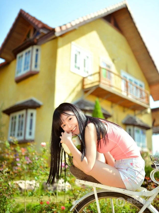 清纯唯美阳光 可爱女生的快乐生活