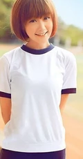 可爱学生妹子 清爽校服短裤图片