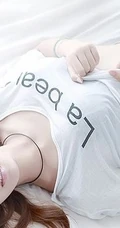 清纯唯美-长发女生室内写真套图
