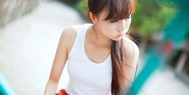 青春活力妹子 唯美户外运动写真