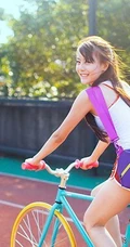青春活力妹子 唯美户外运动写真