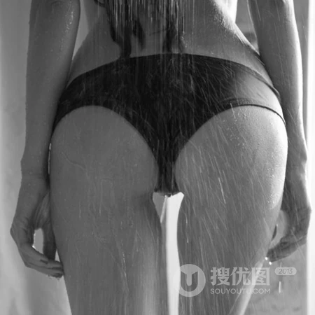 另类欧女生生黑白意境头像
