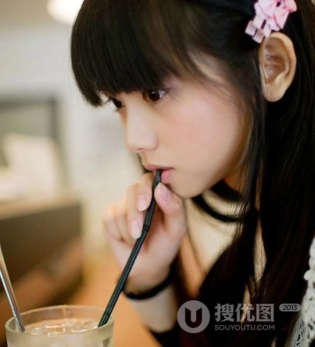 清新可爱女生 爱我生活唯美图片