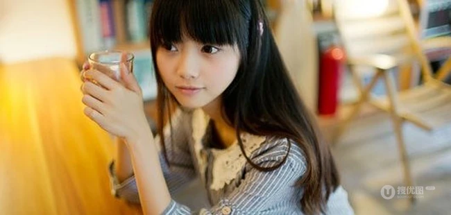 清新可爱女生 爱我生活唯美图片