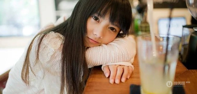 清新可爱女生 爱我生活唯美图片