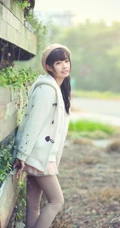 清纯可爱女生，唯美郊外写真