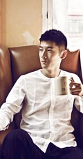 型男刘芮麟 悠闲时尚生活及街拍图片