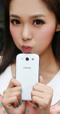 我爱手机 可爱女生清爽夏日美图