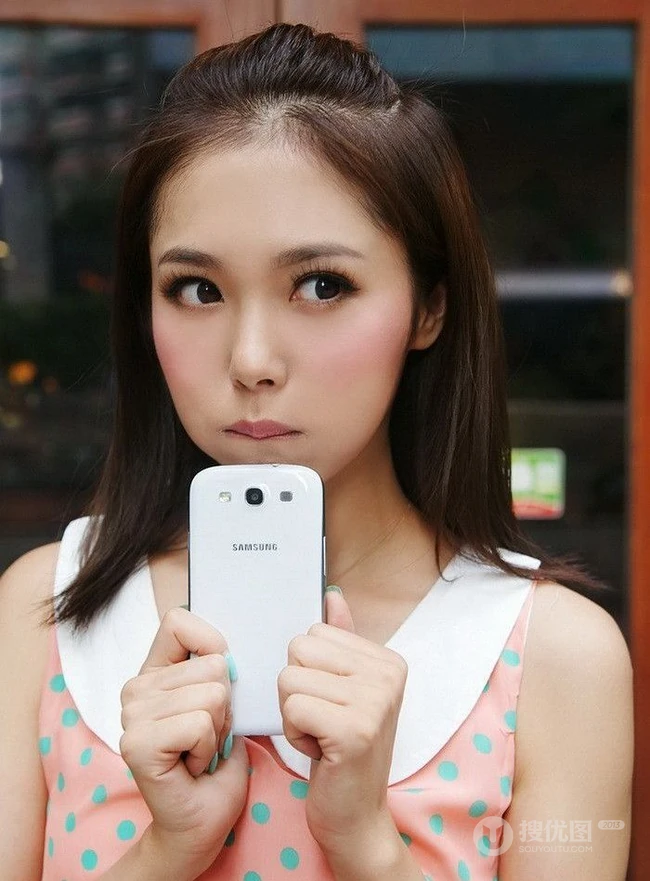 我爱手机 可爱女生清爽夏日美图