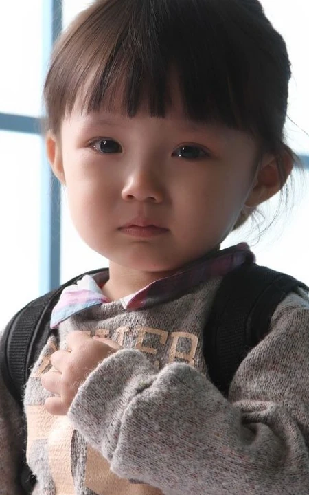 小少女，忍不住~萌出翔，萌出泪！