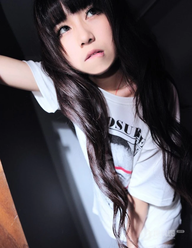 美模张怡亮眼辣的气质 唯美高清8P