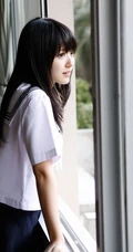 日本女生《铃木爱理》学生制服清新外拍