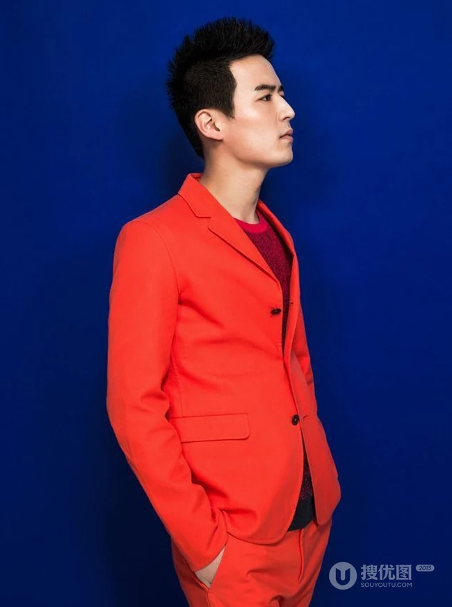 千鹤飞翔，型男帅哥魏千翔真男人写真