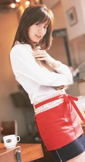 日本气质女生杉本有美厨房高清大片