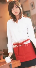 日本气质女生杉本有美厨房高清大片