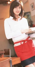 日本气质女生杉本有美厨房高清大片