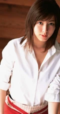 日本气质女生杉本有美厨房高清大片