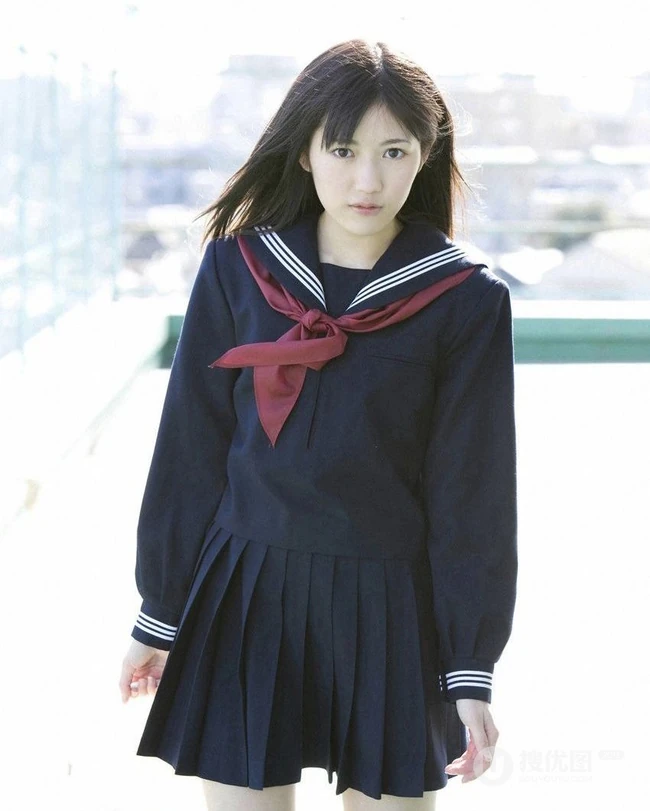 日本女生渡边麻友的校服日记
