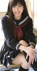 日本女生渡边麻友的校服日记