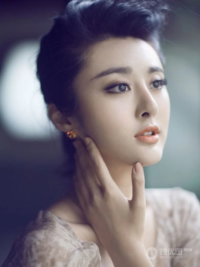 甘露图片 唯美恬静娇媚气质写真