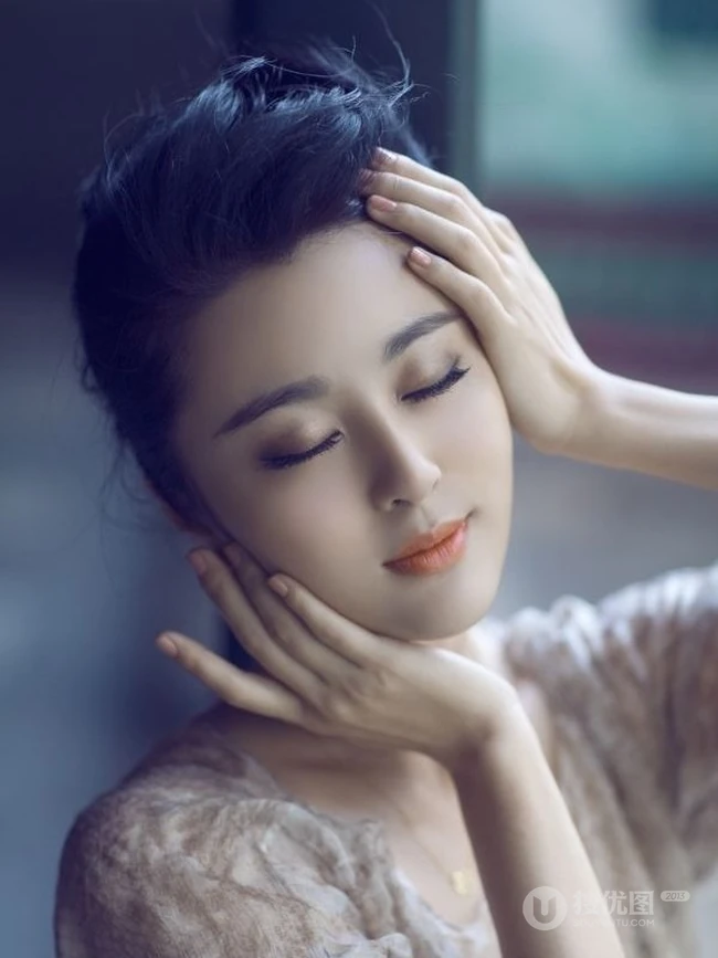 甘露图片 唯美恬静娇媚气质写真