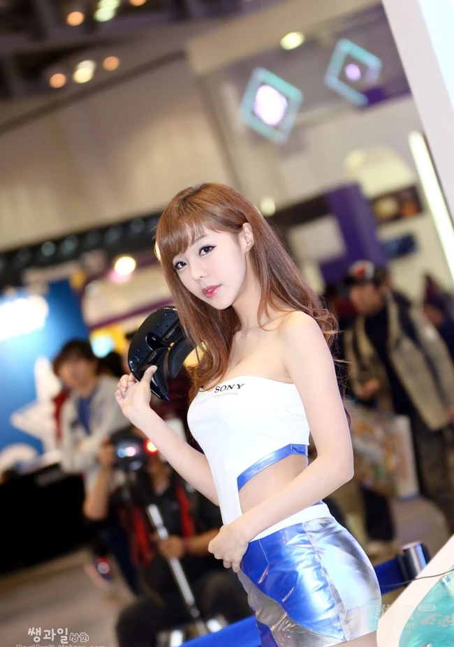 SONY索尼宣传活动中的韩国可爱女生图片