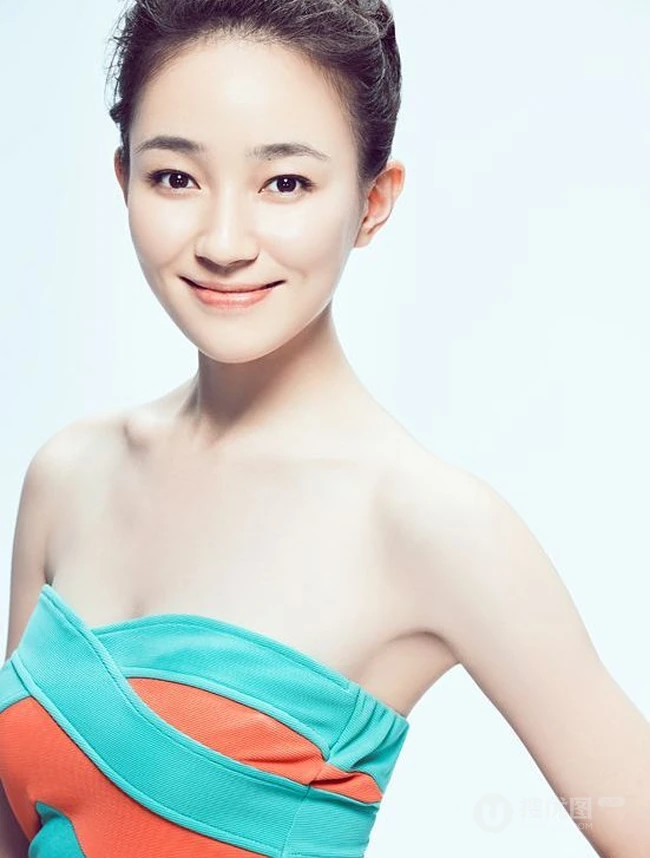 焦俊艳写真图片 唯美清纯展可爱笑容