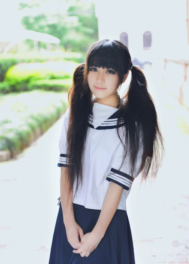 美模张怡高清可爱写真-展学生时代快乐生活