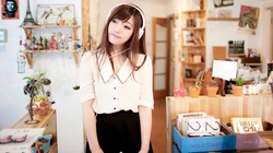 小清新书房美女壁纸