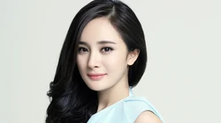 美女明星杨幂清纯写真壁纸