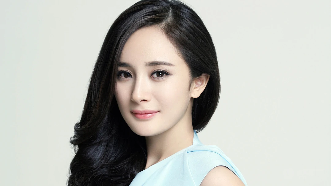 美女明星杨幂清纯写真壁纸