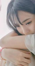 闺房中的清纯少女和猫 唯美高清图片17p