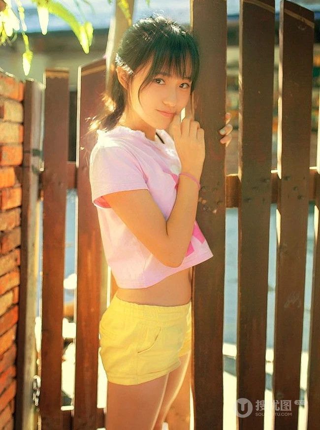 天然纯少女写真 清水出芙蓉,天然去雕饰