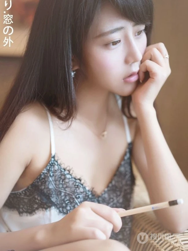 女生夏小薇纯美室内写真-甜甜的素，酷热的夏