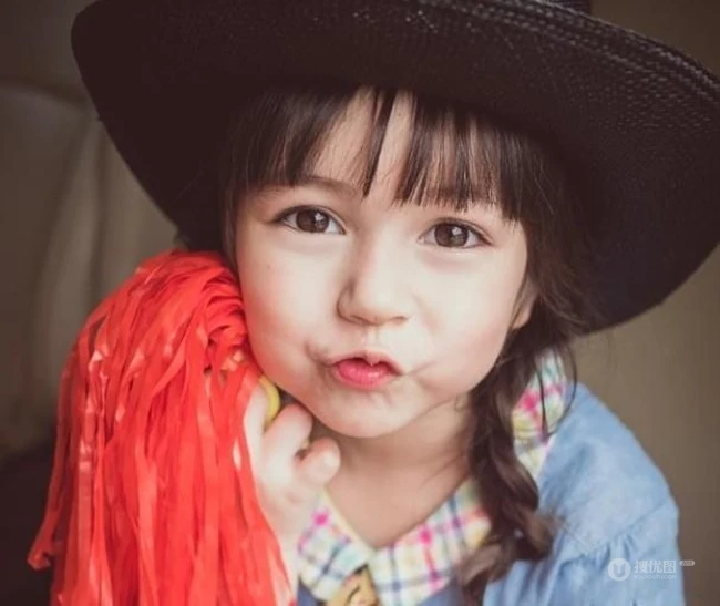 泰美混血少女妹子拉达&middot;莫兰图片