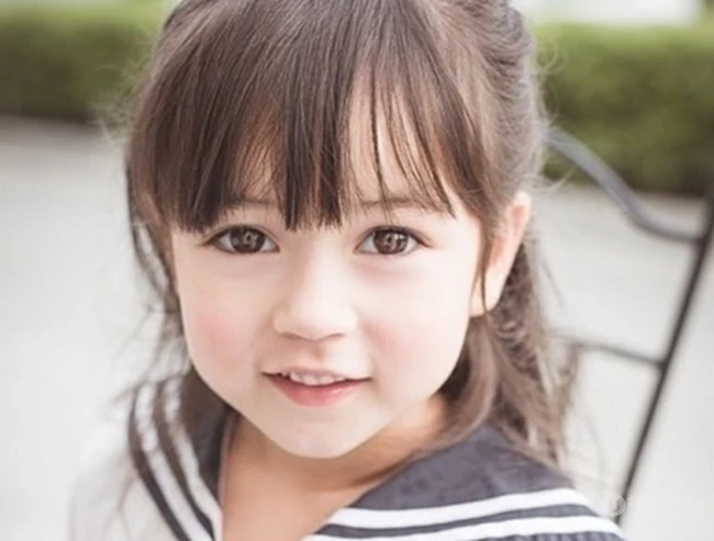 泰美混血少女妹子拉达&middot;莫兰图片